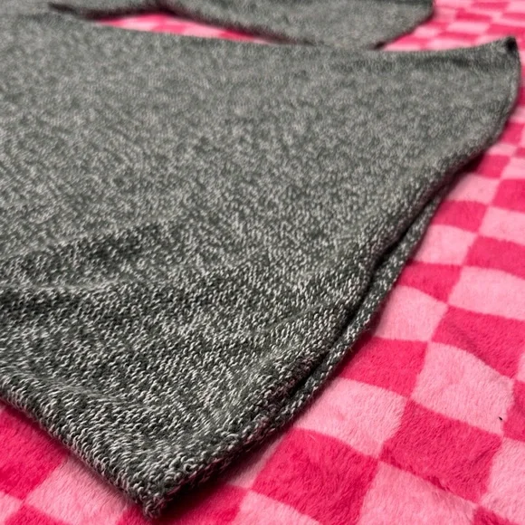 Hollister Green Scoop Neck Sweater - Picture 4 of 6